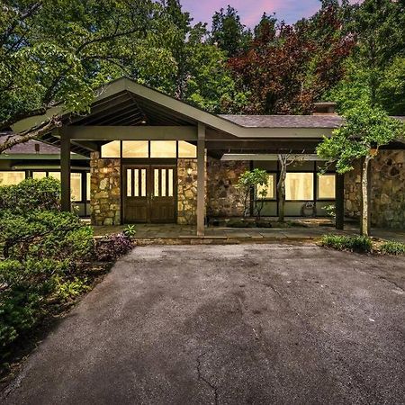 Bourbon Hollow Lodge With Hot Tub And Pool Plus Game Room Only 5 Min To Downtown Gatlinburg Kültér fotó