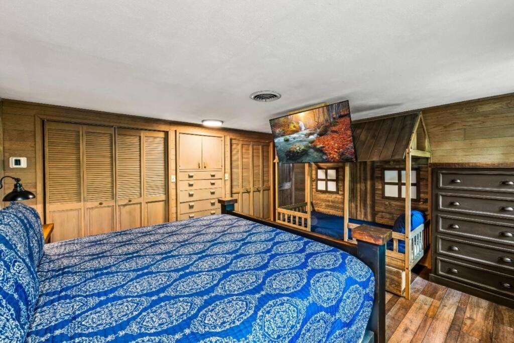 Bourbon Hollow Lodge With Hot Tub And Pool Plus Game Room Only 5 Min To Downtown Gatlinburg Kültér fotó